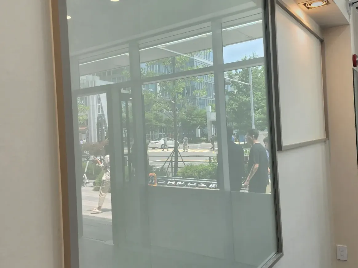 철원군 근동면 카페 음료 작업대 장비 주변 정밀 위생청소 사례 - 행진크린