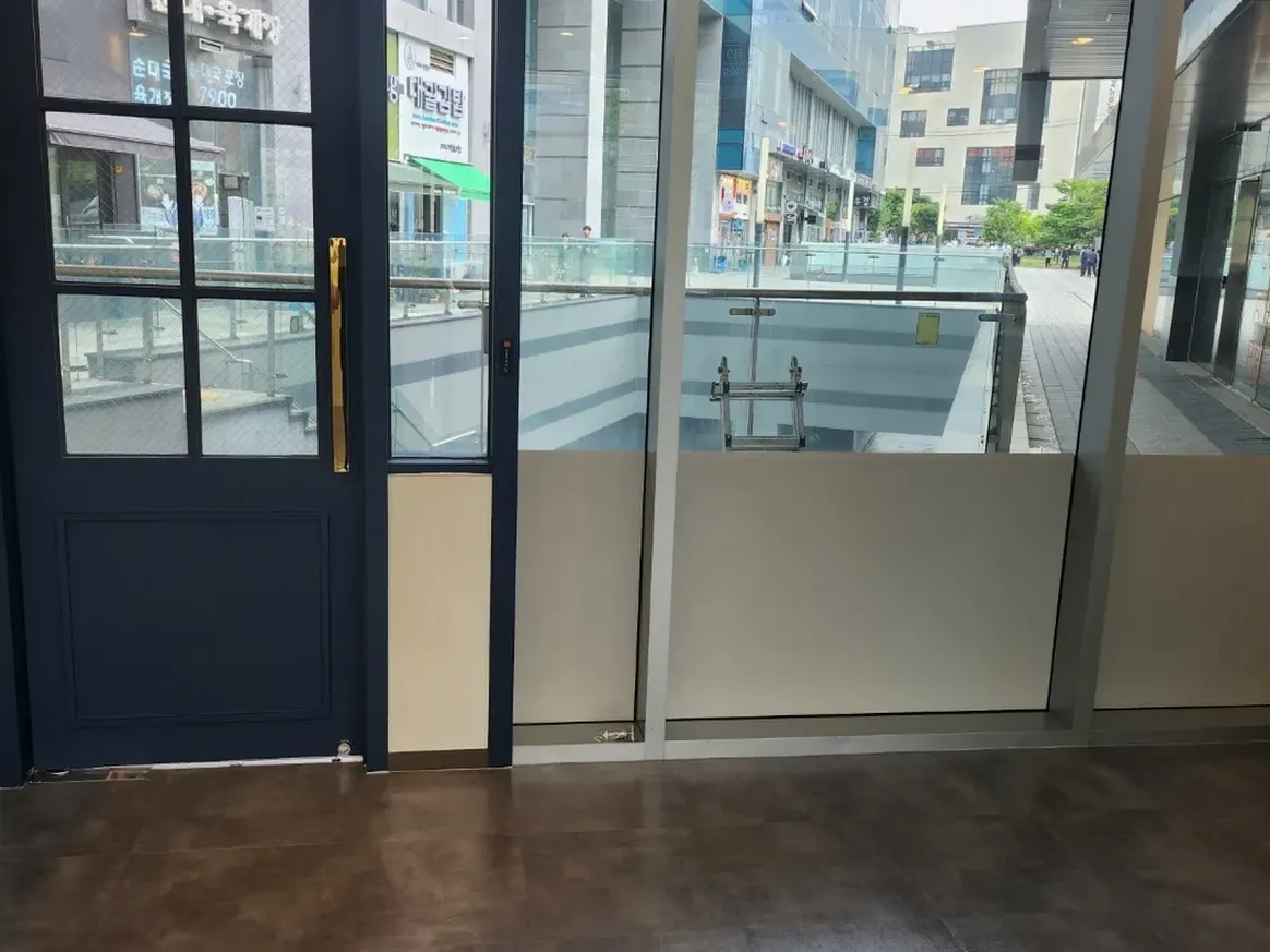 양양군 양양읍 사무실 마감재 파티션 구역 위생청소 사례 - 행진크린
